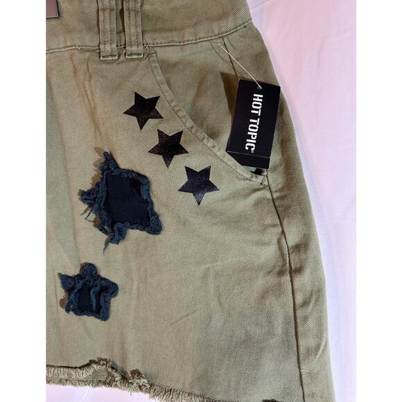 NWT Social Collision 3XL Green Denim Mini Skirt Black Star patch Hot Topic - Picture 2 of 8